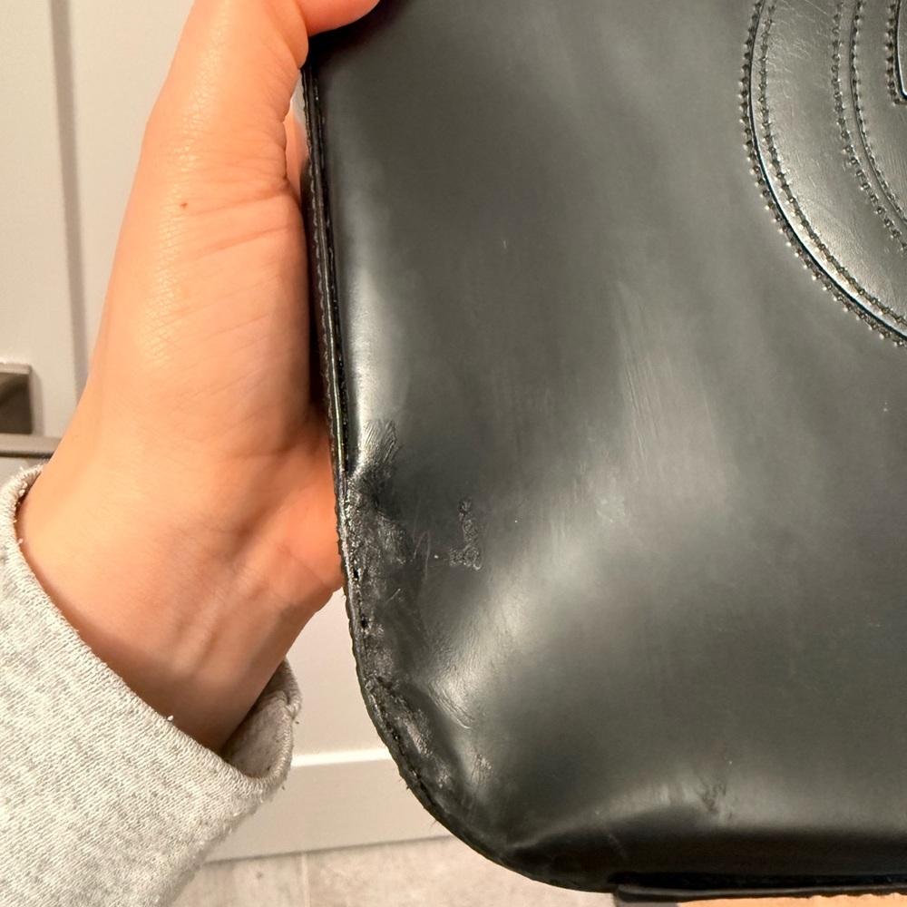 GUCCI Monogram Leather Tote Bag - Picture 4 of 8